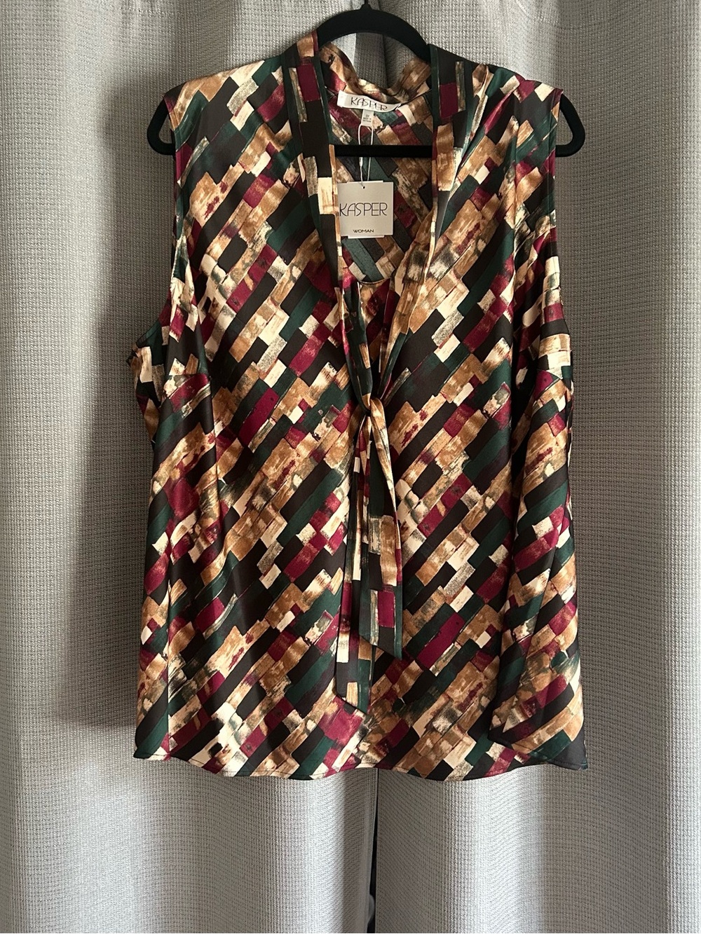 Kasper Plus Size Sleeveless Tie-Front Printed Top - Black/Multi